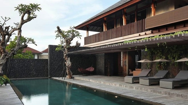 Villa Pecatu in Indonesia by Wahana Cipta Selaras Architects