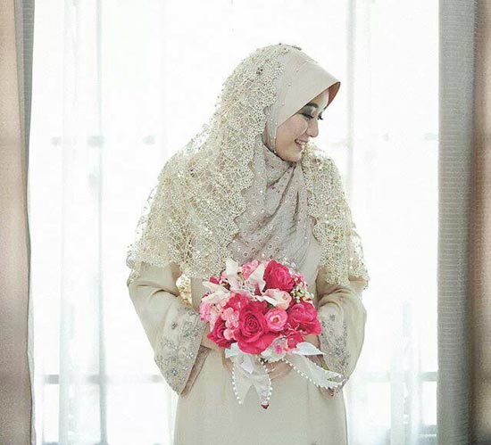 modest wedding dresses