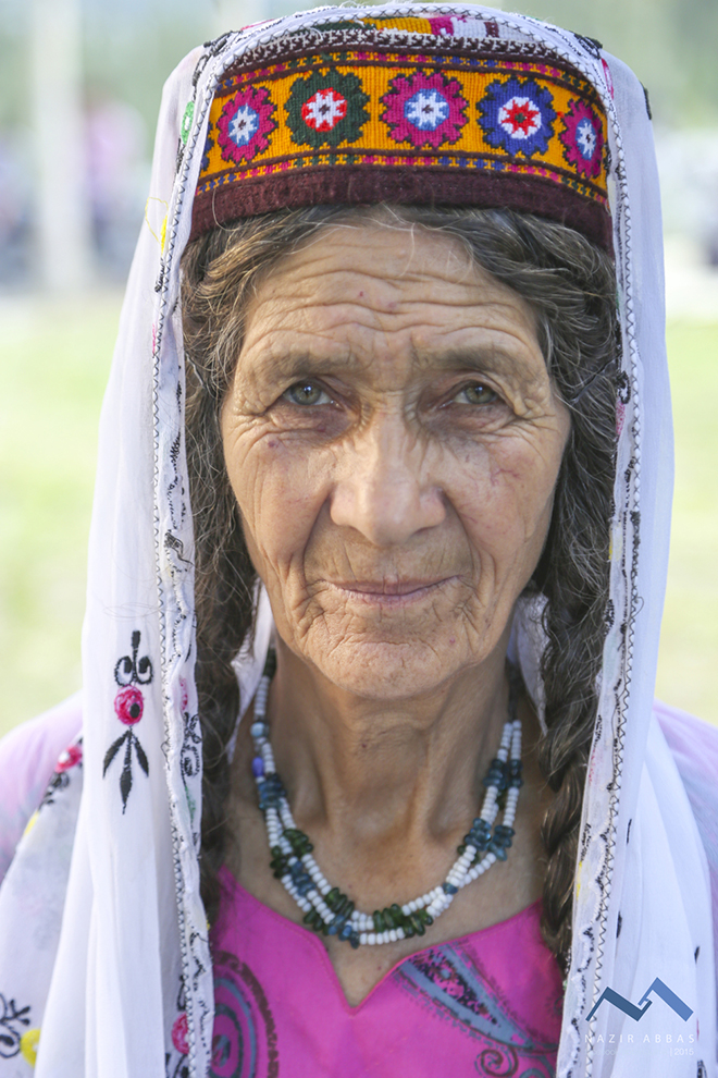 Beautiful Journey into the heart of the mountains of Hunza Valley pictures