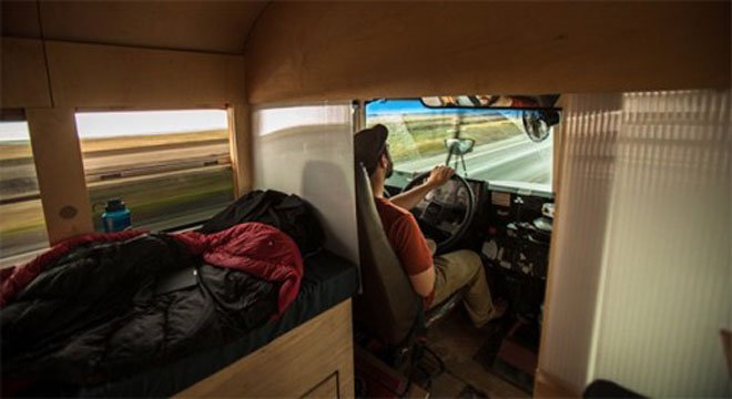 Studen Turns an Old School Bus into a Cozy Mobile Home