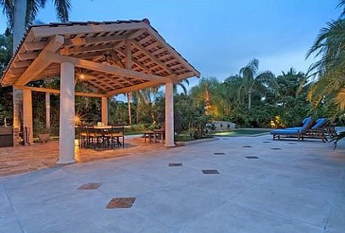 Inside the $8.7 million Florida mansion Bill Gates has bought