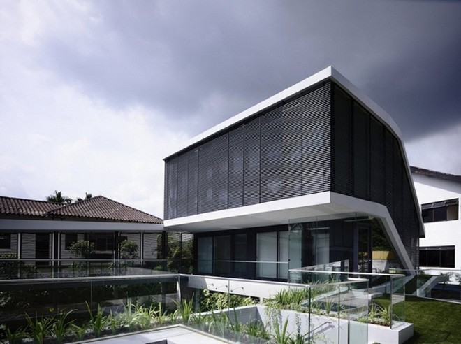 Spectacular Andrew Road House In Singapore