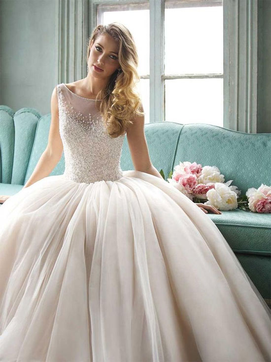 48+ Beautiful Modern Vintage Wedding Dresses Design