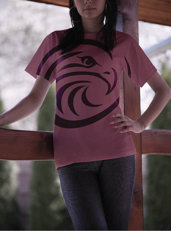 FREE WOMAN T-SHIRT MOCKUP 5