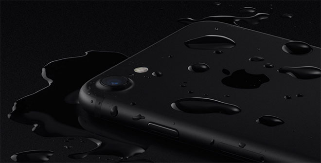 iphone-water-resistant