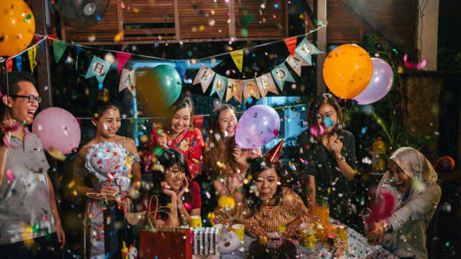 7-Essential-That-You-Must-Own-To-Attend-Grand-Birthday-Events