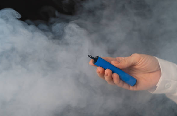 How to Deal with the Side Effects of Disposable Vapes