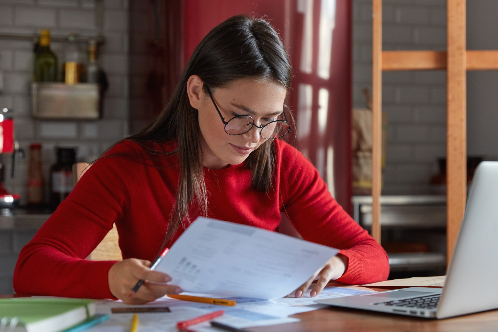 checking-financial-records