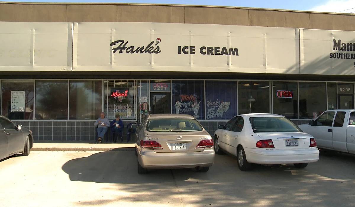 Hank's Ice Cream Parlor