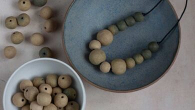 Step-by-Step Instructions to Make a Clay Bead Bracelet