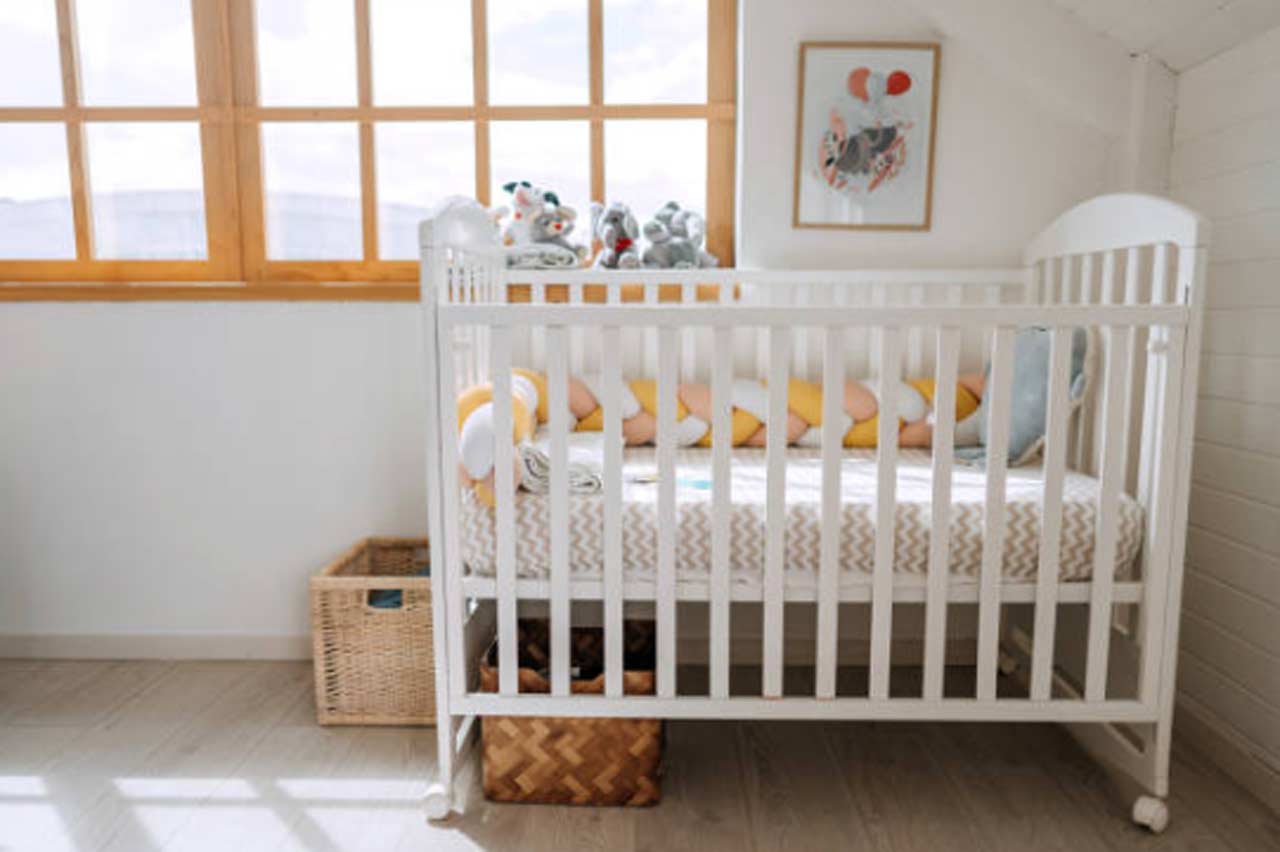 Baby Crib Manufacturers: Balancing Style, Safety, and Functionality